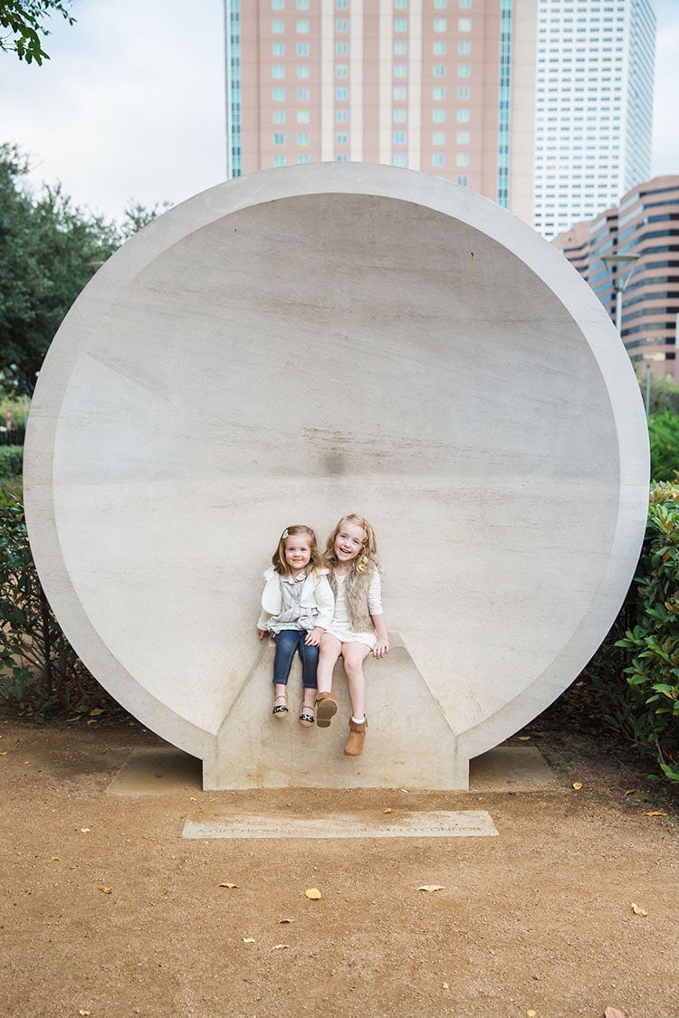 Family photos at Discovery Green - Houston, TX