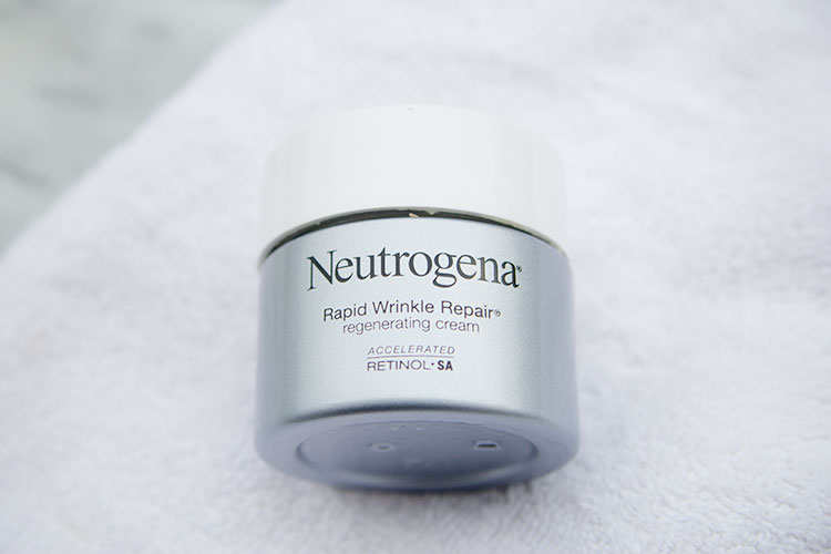 Neutrogena Rapid Wrinkle Repair Regenerating Cream - best drugstore retinol product