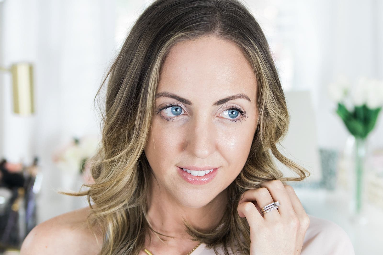 Fresh faced and radiant 5 minute makeup look!