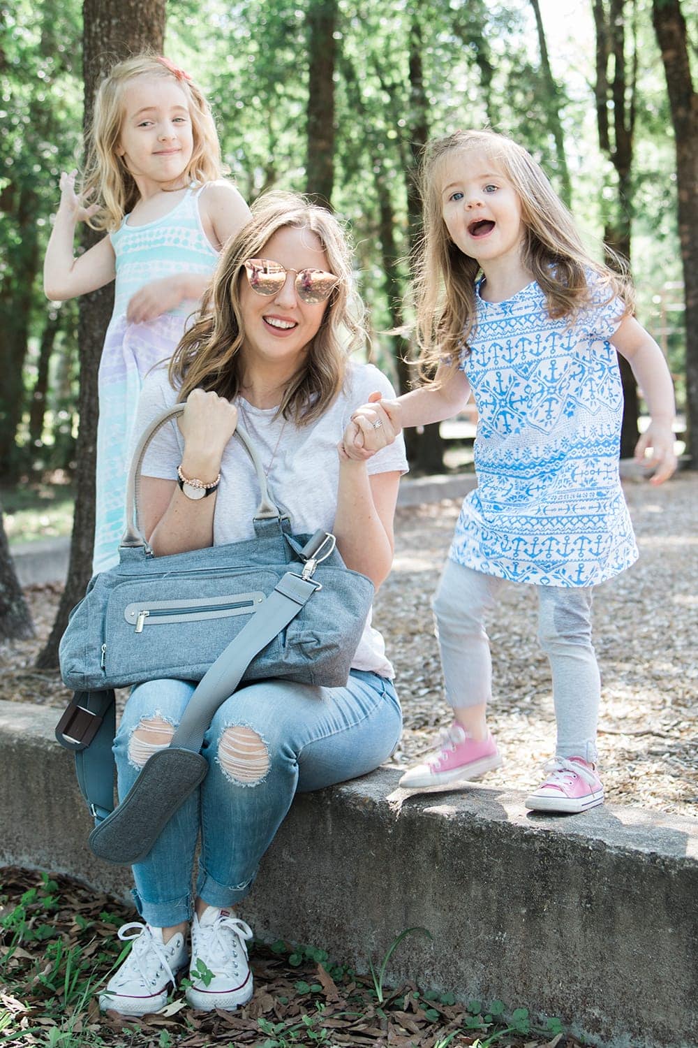 Traveling 101: How to Pack A Carry On For Kids by lifestyle blogger Meg O. on the Go
