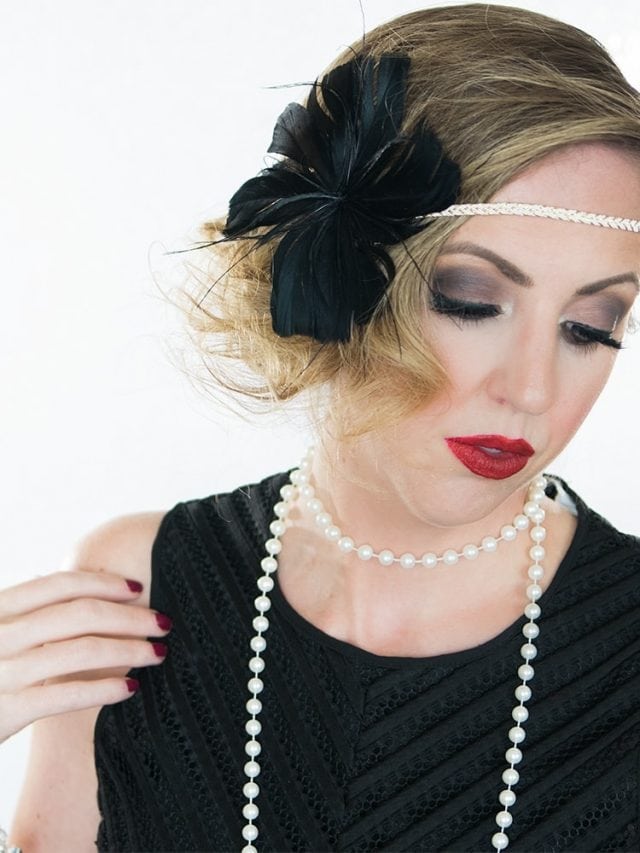How to Create a Flapper Halloween Hairstyle