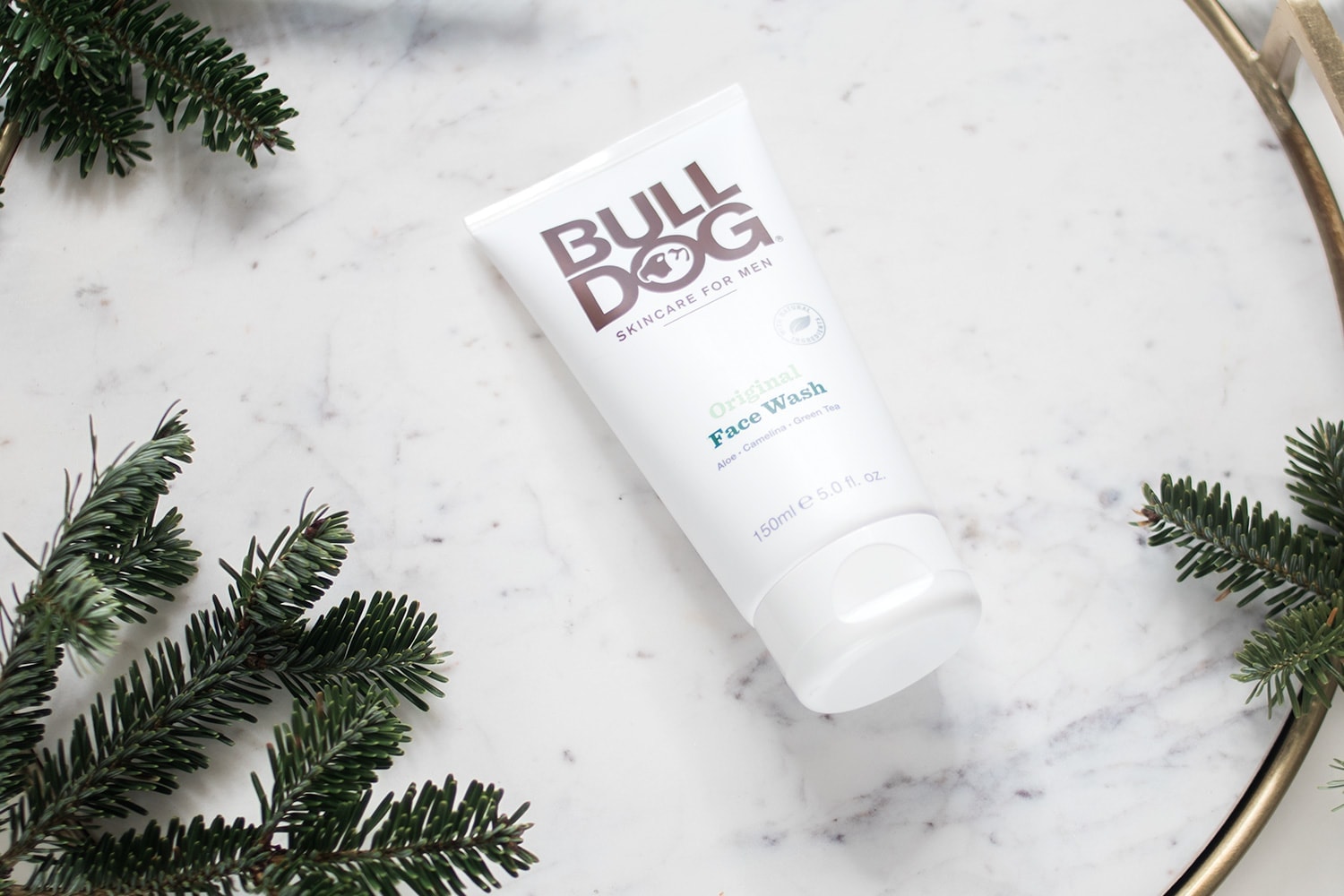 Houston blogger Meg O. on the Go shows us that men's face wash is a great stocking stuffer idea