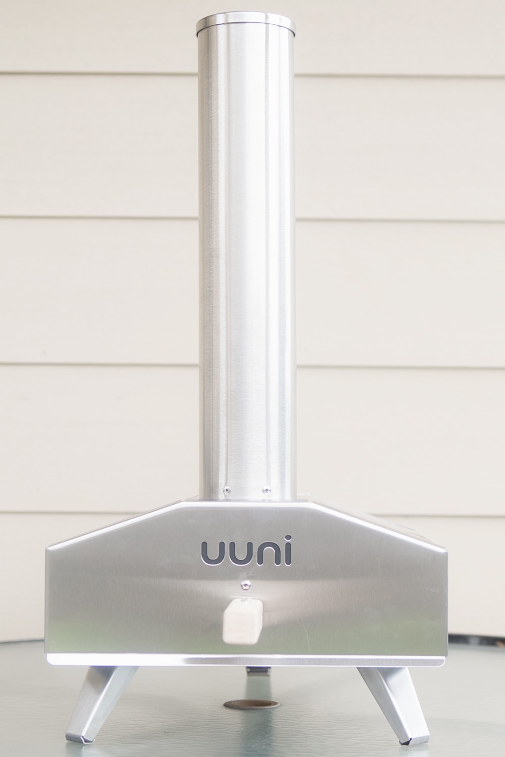 Uuni Wood Fired Pizza oven - a fun Father's Day gift idea - by lifestyle blogger Meg O. on the Go