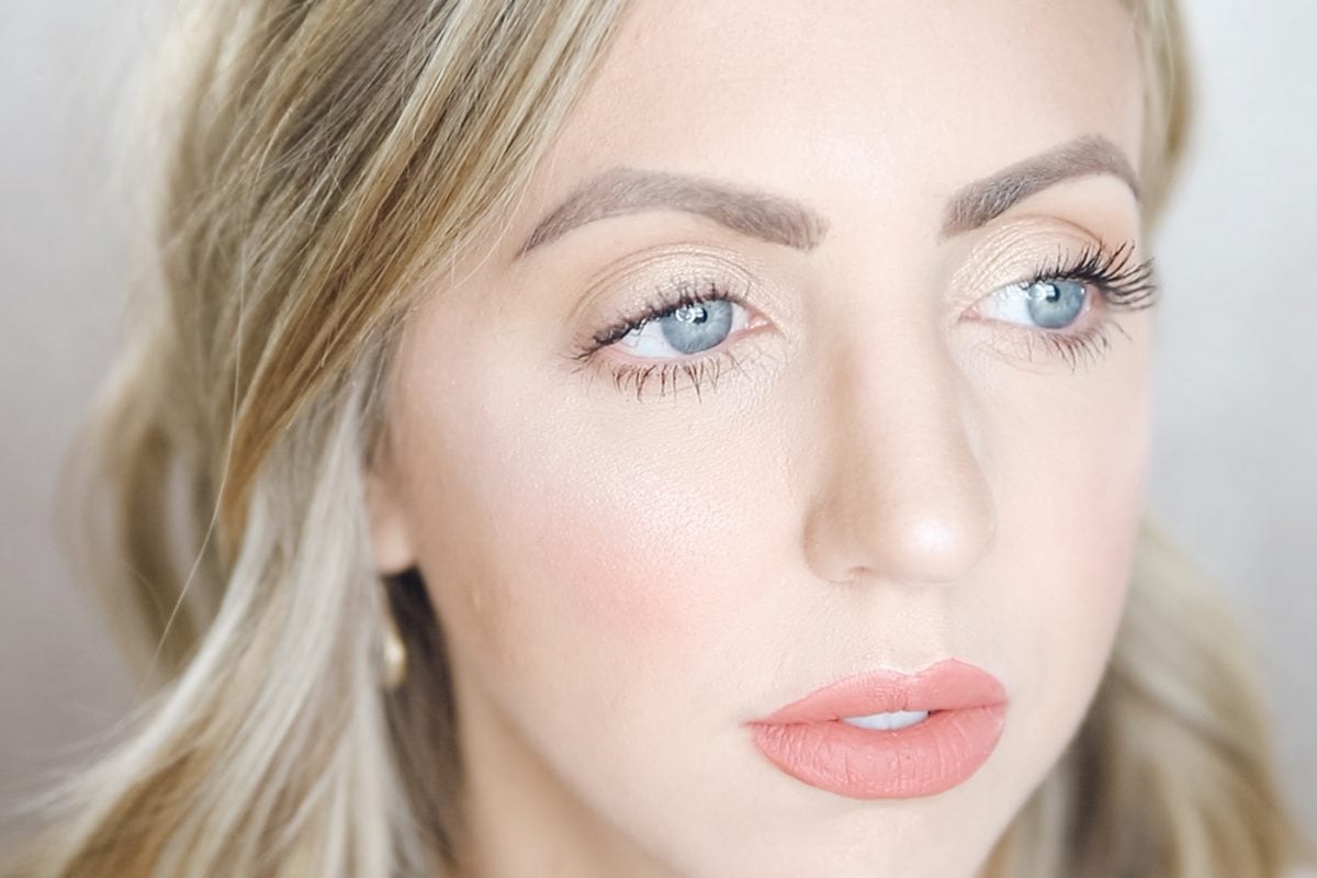 Houston beauty blogger Meg O. on the Go shares her review of the Physicians Formula Brow Last