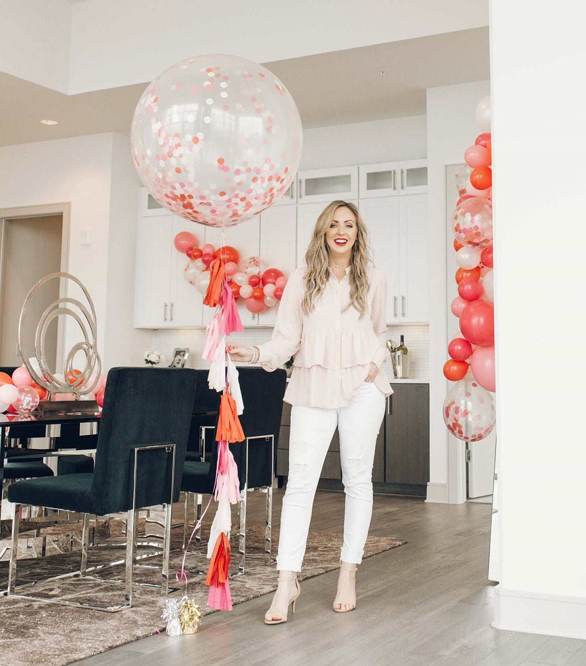 Houston blogger Meg O. shares a Galentine's Day Party at Latitude Med Center - a Houston luxury high rise apartment building