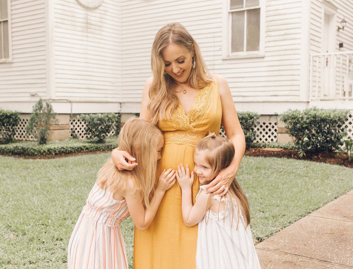 Houston blogger Meg O. on the Go shares adorable mommy and daughter dresses for spring and summer