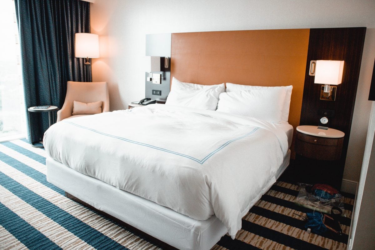 Houston lifestyle blogger Meg O. on the Go shares her couples' getaway to the Fairmont Hotel Austin TX - Deluxe Lakeview King accommodations