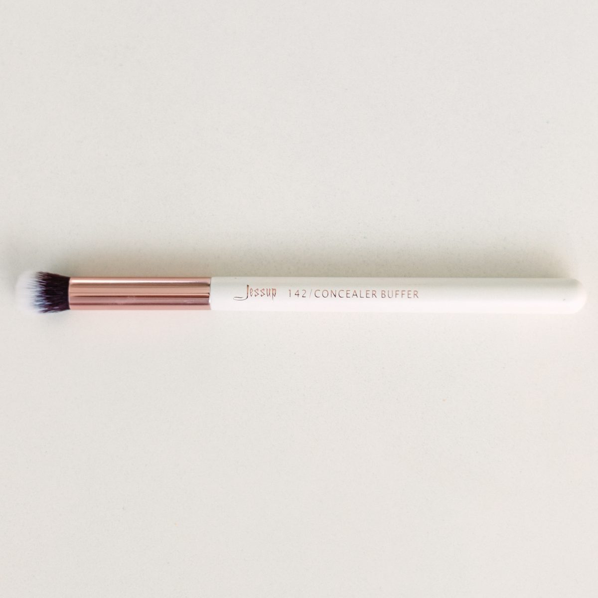 Makeup Brushes Guide - Jessup 142 Concealer Buffer