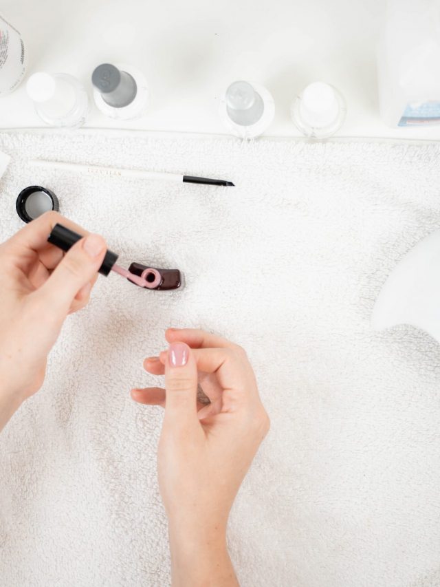 How to do Your Own Gel Nails for Beginners