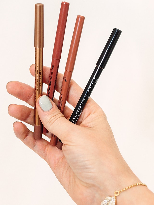 charlotte-tilbury-iconic-nude-dupes-poster