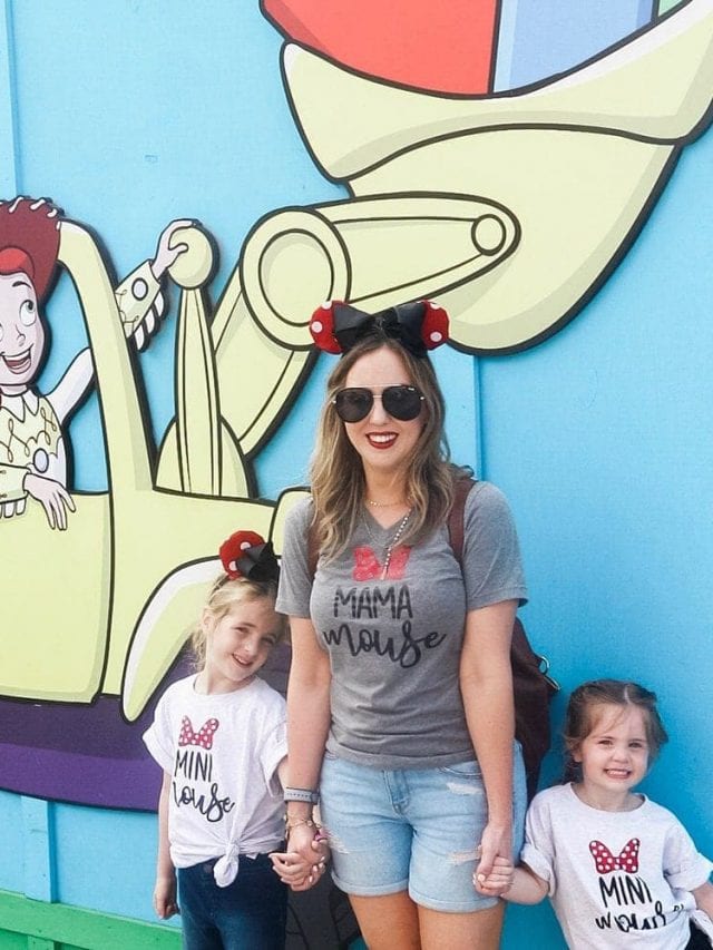 cropped-mama-mouse-mini-mouse-disney-tshirts.jpeg