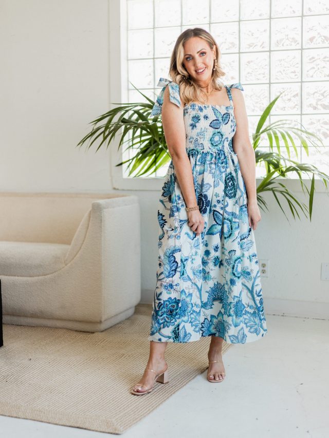 cropped-Amazon-Fashion-Haul-2022-blue-smocked-floral-maxi-dress-scaled-1.jpg