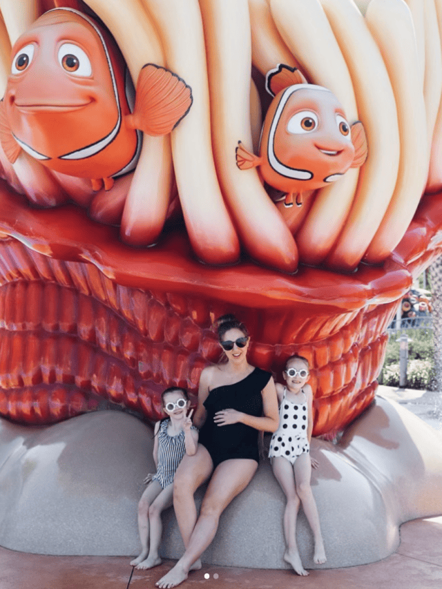 disney world must take pictures