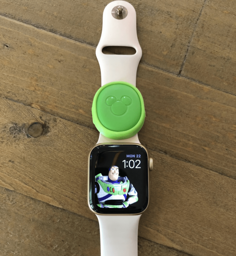 Magic Band Puck Holder